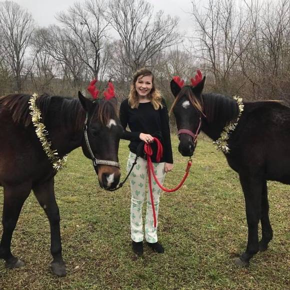 Meet your Posher, Kenley - Picture 1 of 1